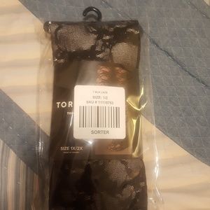 Black Torrid lace tights size 1/2